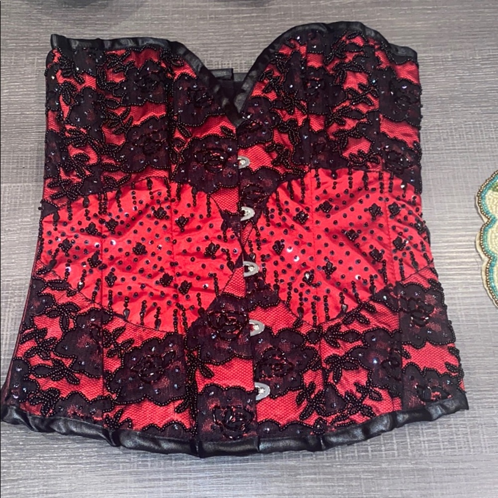 Real corset 100% steel boning.Gorgeous NWT size 26